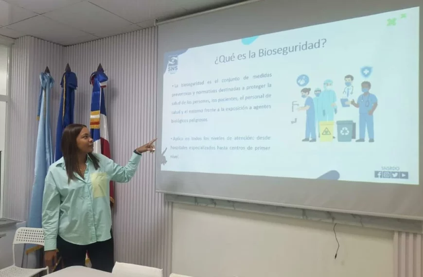 HFVCS realiza taller sobre Procesos en Bioseguridad y Riesgos Biológicos.