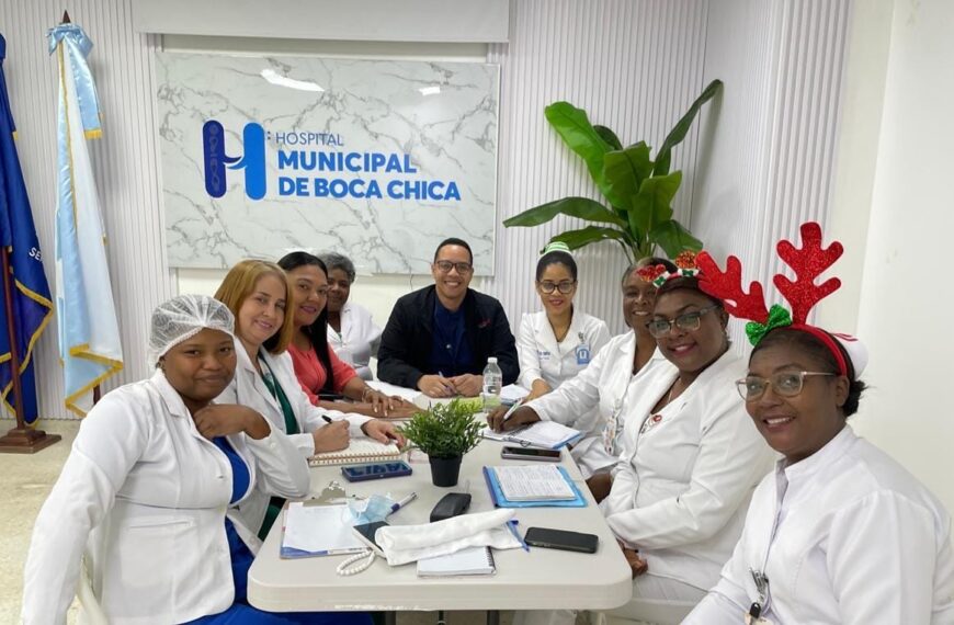 Mesa de Trabajo: Calidad y Calidez en el Hospital Francisco Vicente Castro Sandoval