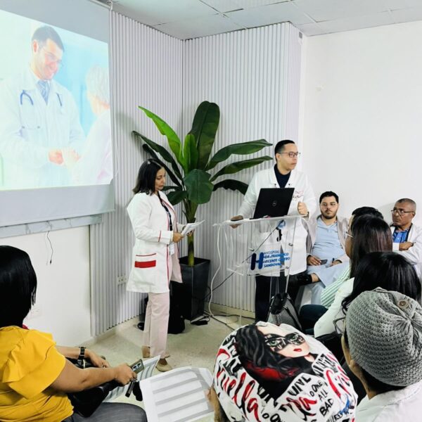 Taller de Humanizaci&oacute;n de los Servicios en el Hospital Dr. Francisco Vicente Castro Sandoval